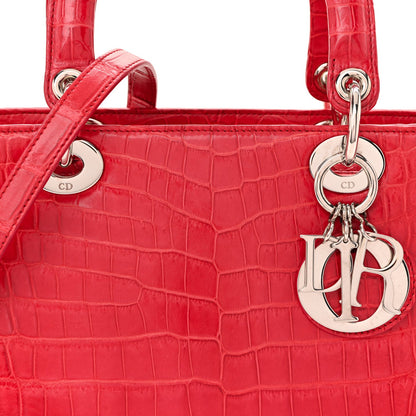Medium Handbag - Red