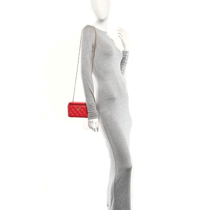 Quilted Caviar Handbag - Red