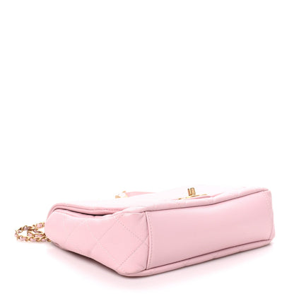 Medium Quilted Caviar Flap Shoulder Bag - Pink