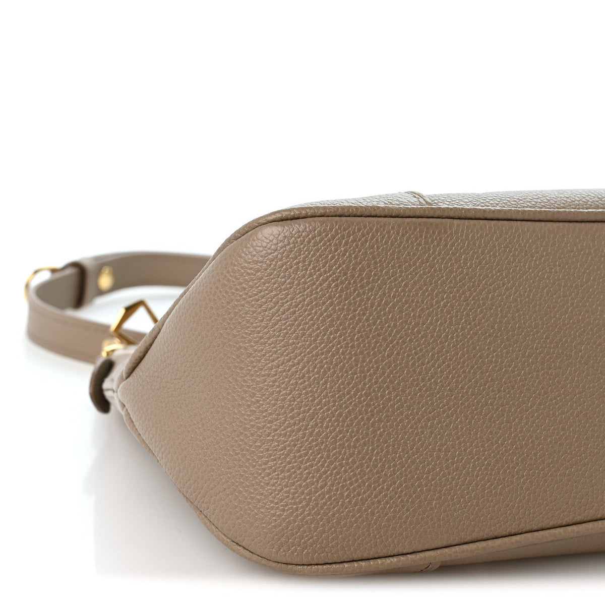 Empreinte Monogram Giant Boulogne Tourte Handbag