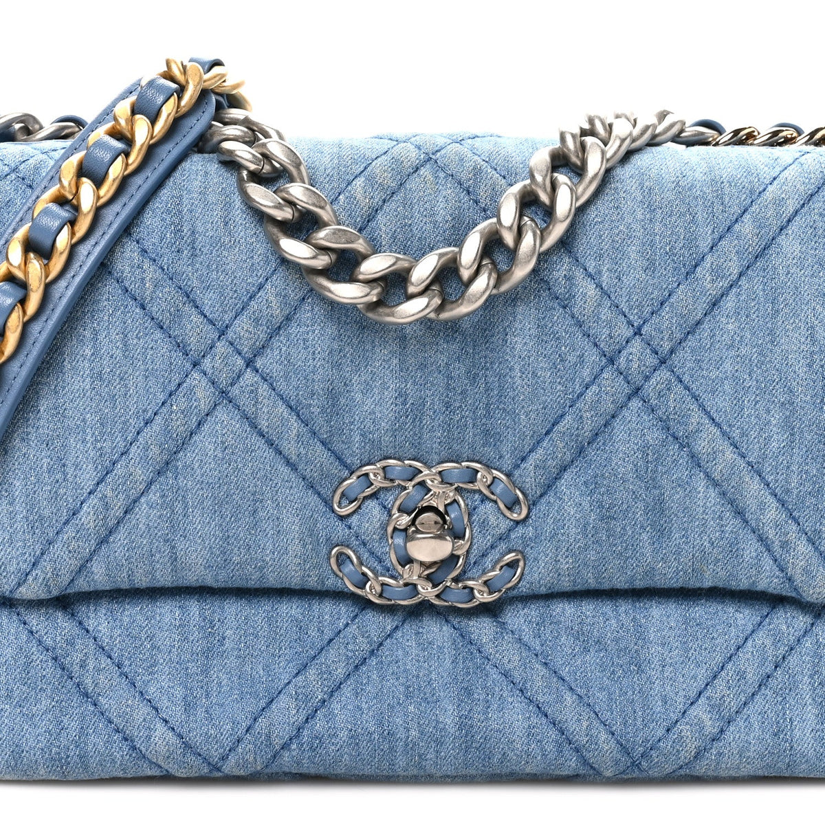 Medium Quilted Flap Shoulder Bag - Blue
