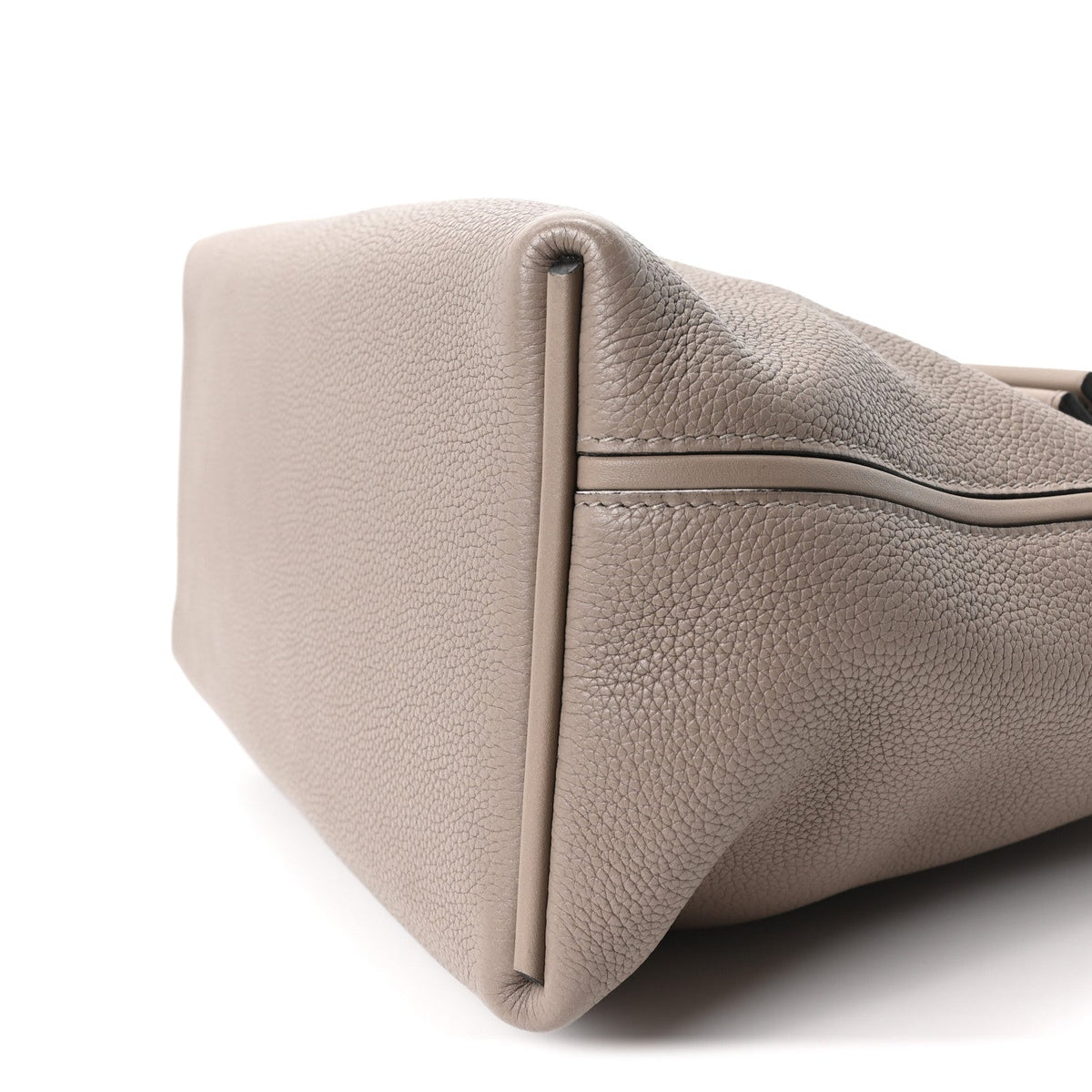 Togo Swift / 29 Etoupe Handbag