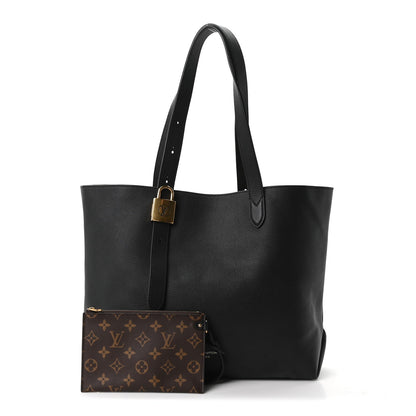 Calfskin Handbag - Black
