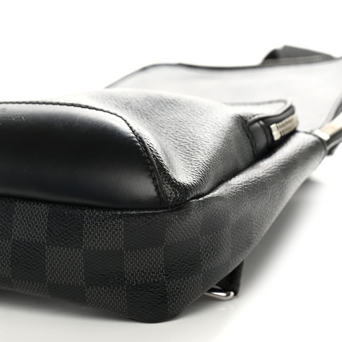 Damier Graphite Avenue Sling Bag Onyx Si Handbag