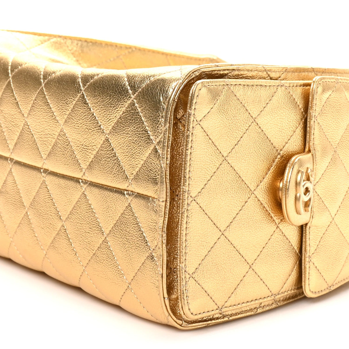 Small Quilted Caviar Handbag - Gold
