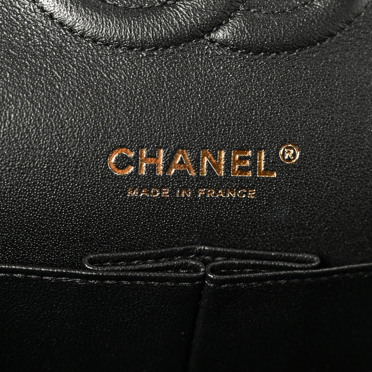Medium Quilted Lambskin Flap Shoulder Bag - Black