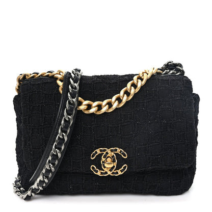 Medium Quilted Flap Shoulder Bag - Black