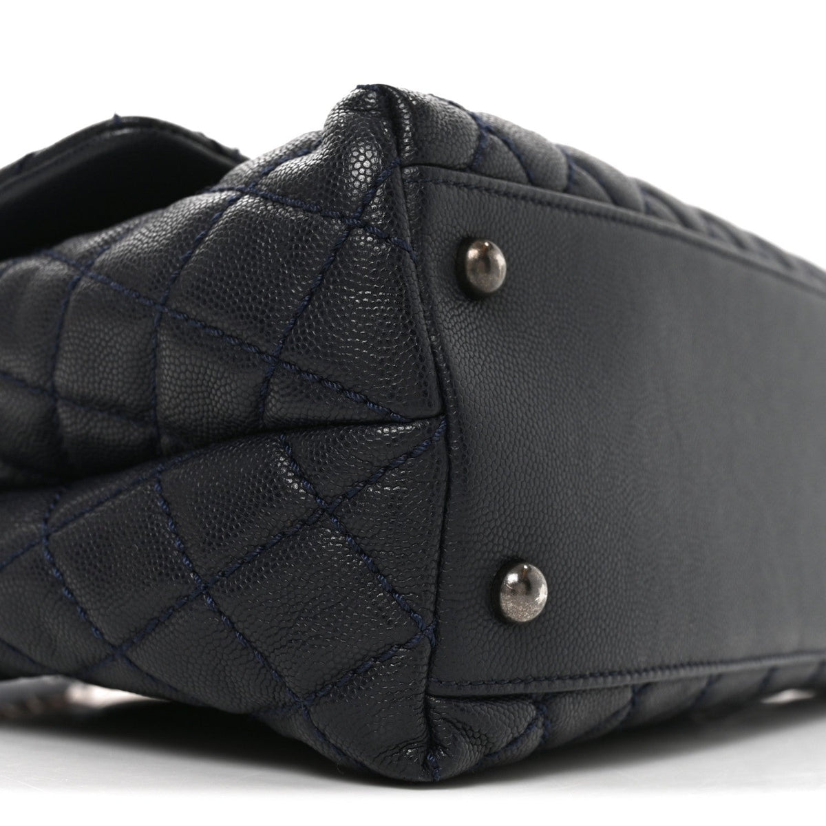 Small Quilted Caviar Flap Shoulder Bag - Blue