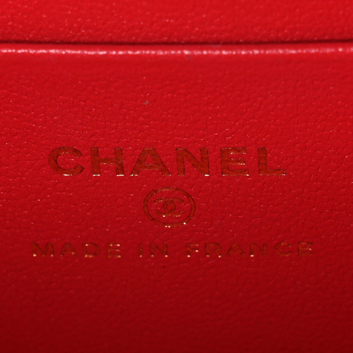 Quilted Caviar Handbag - Red